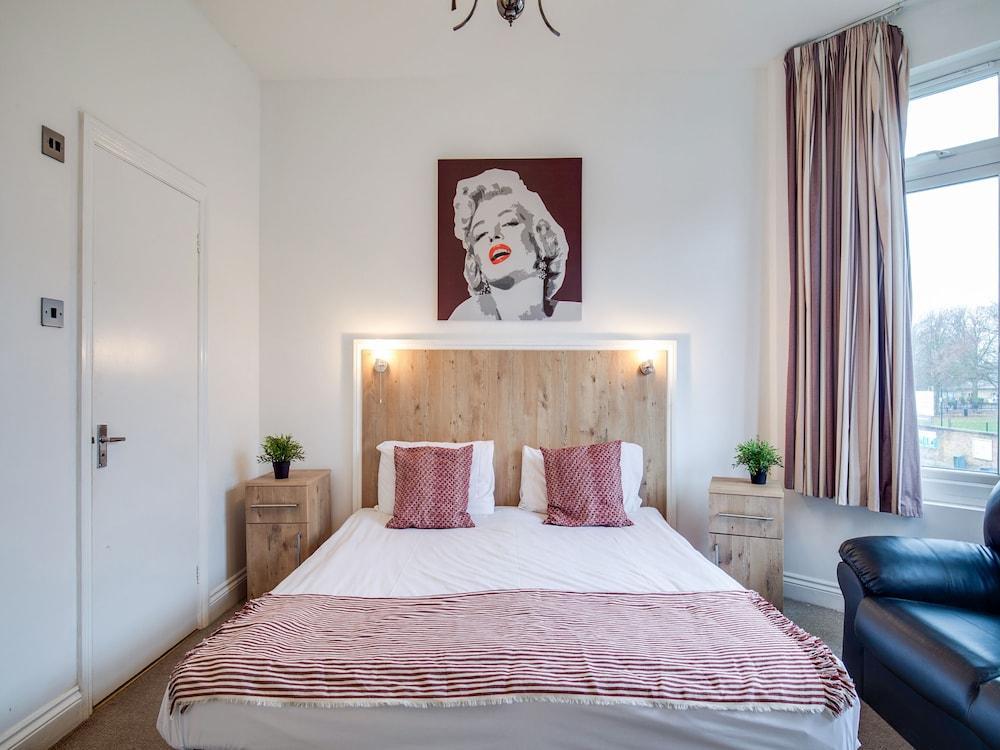 Acton Hill Hotel Ілінг Екстер'єр фото